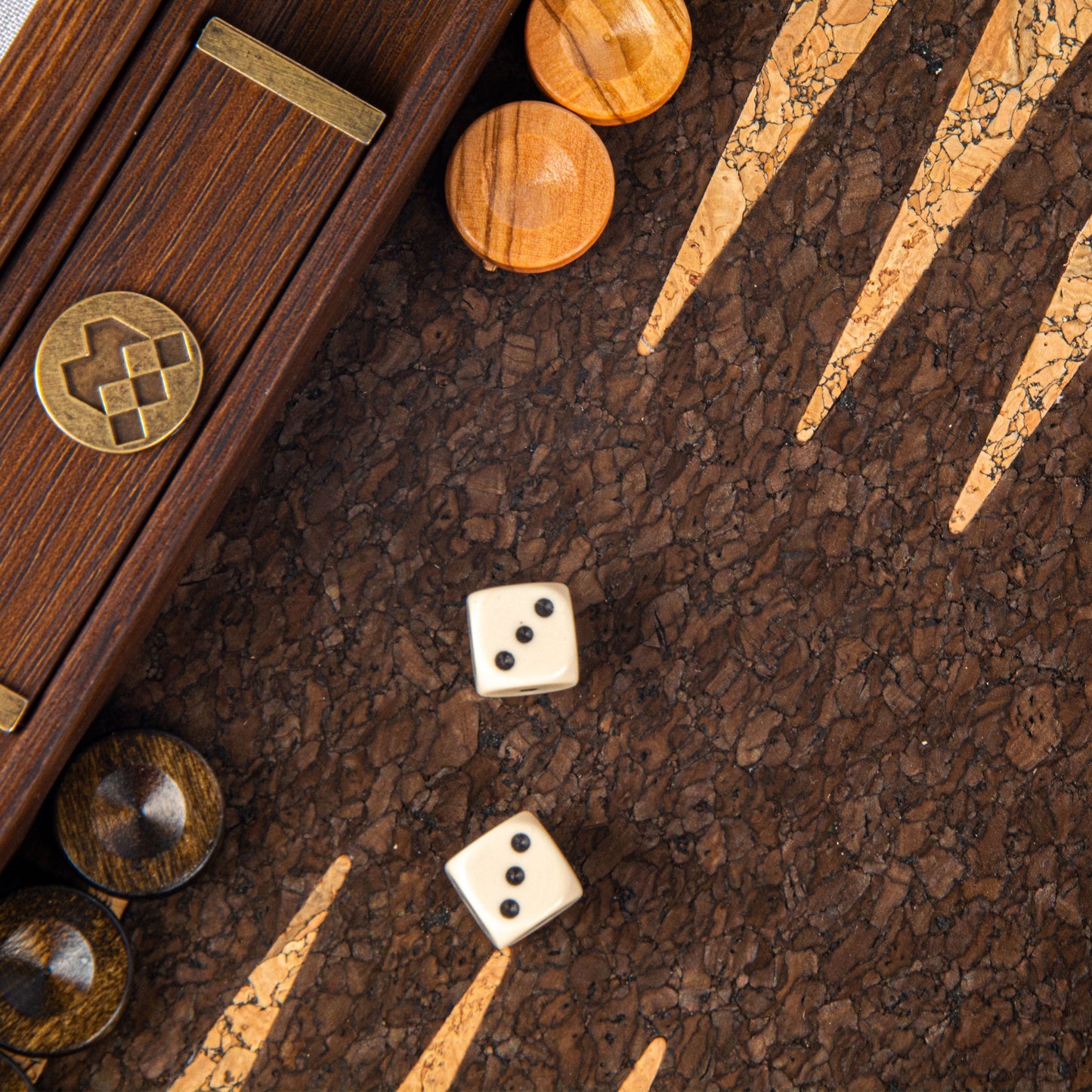 Premium Handcrafted Natural Cork Backgammon Set with Cube Design and Olive Wood Checkers - Premium Backgammon from MANOPOULOS Chess & Backgammon - Just €118.50! Shop now at MANOPOULOS Chess & Backgammon