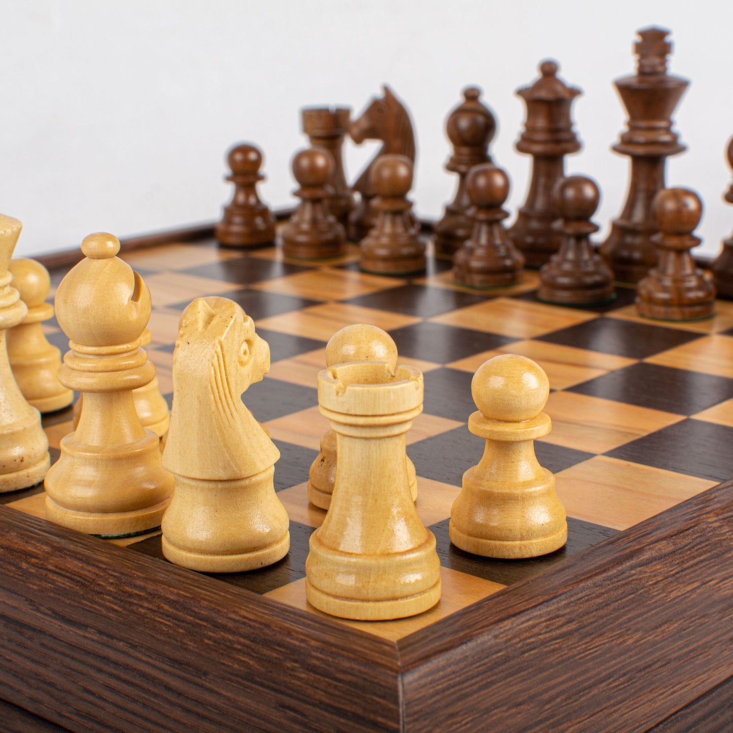Handcrafted Olive Burl Chess Set - 27x27cm with Staunton Chessmen (6.4cm King) - Premium Chess from MANOPOULOS Chess & Backgammon - Just €144! Shop now at MANOPOULOS Chess & Backgammon