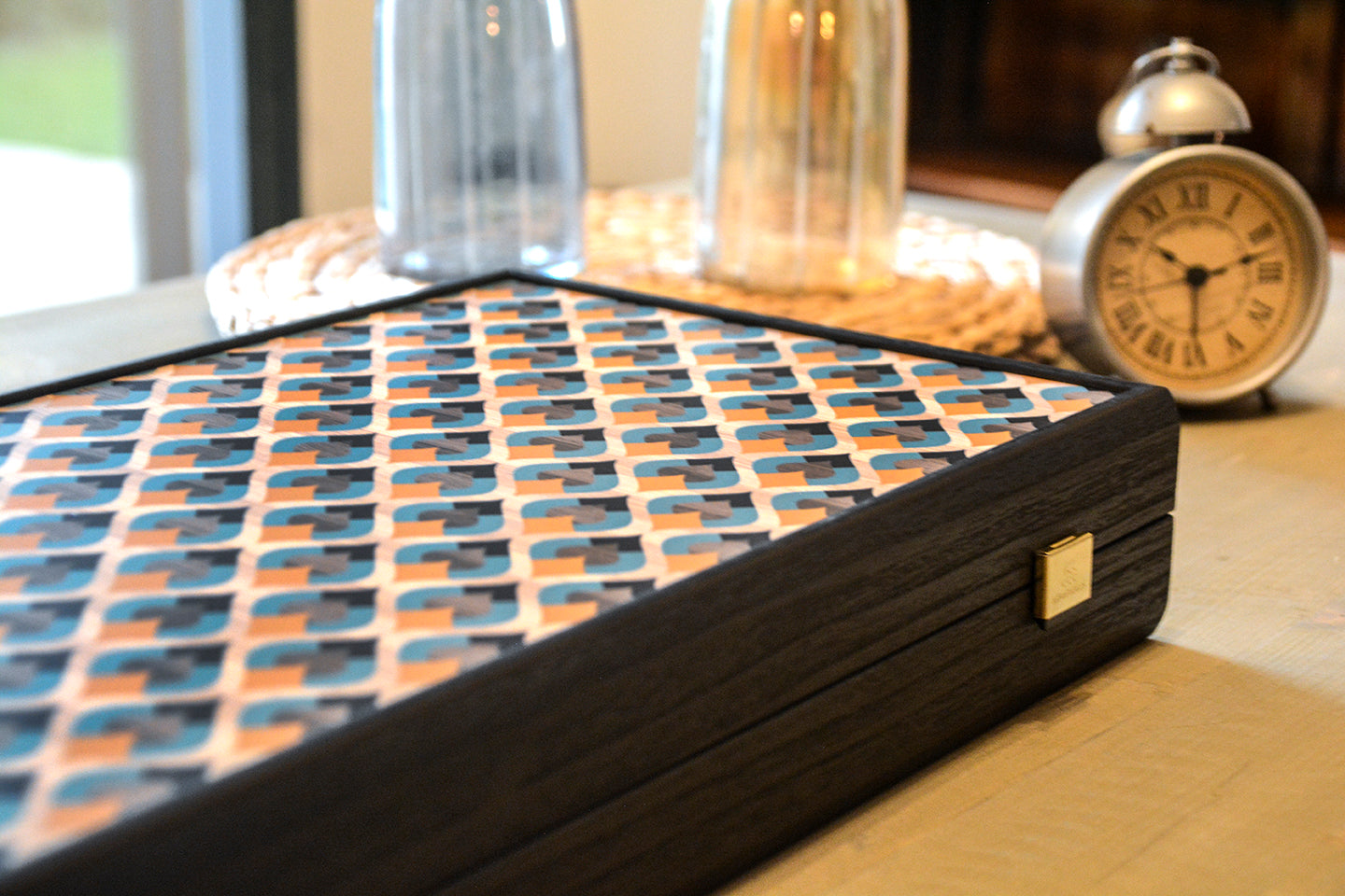 Handcrafted Arabesque Art Backgammon Set - Elegant and Harmonious Design - Premium Backgammon from MANOPOULOS Chess & Backgammon - Just €79! Shop now at MANOPOULOS Chess & Backgammon