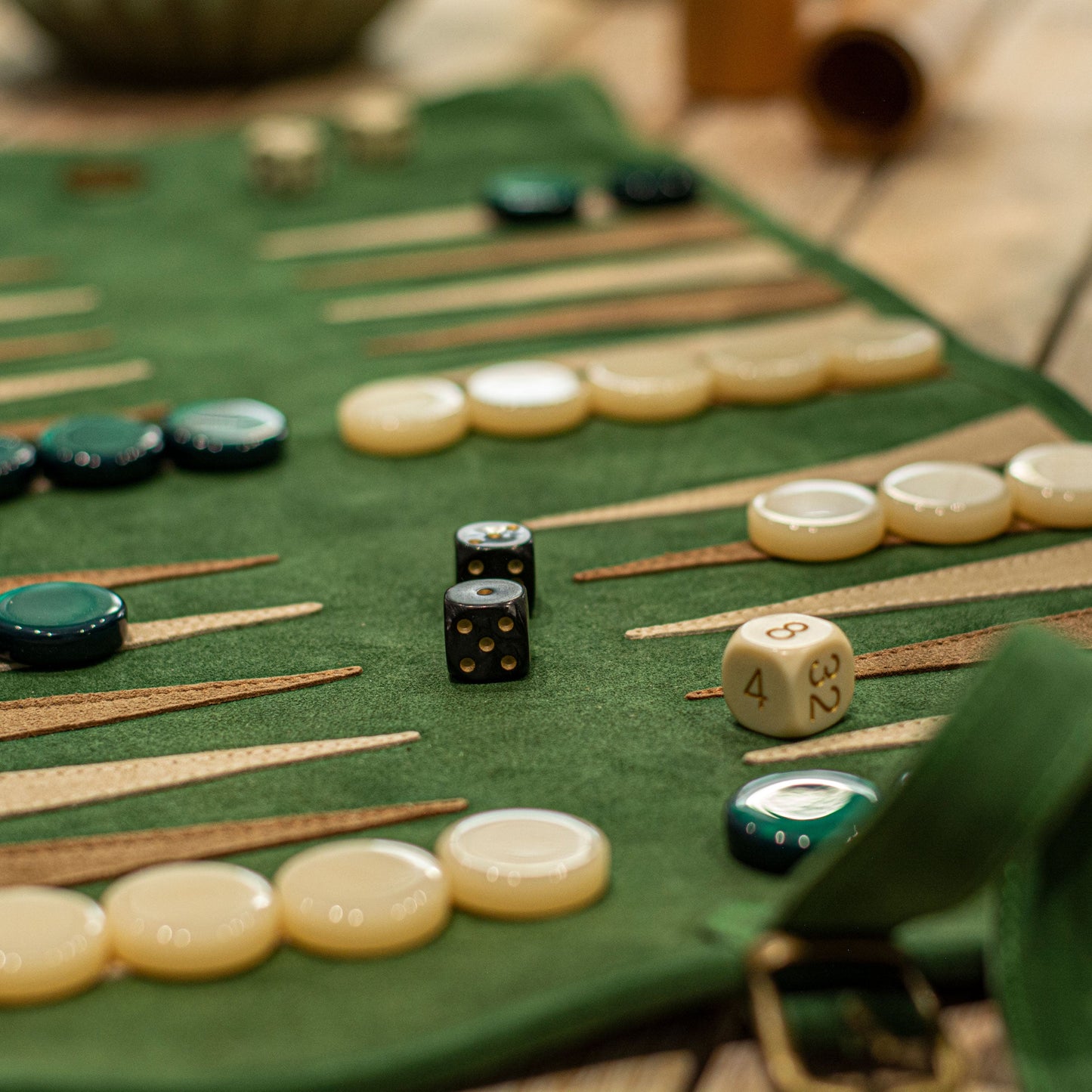 Premium Handcrafted Forest Green Suede Roll-Up Backgammon Set - Premium Backgammon from MANOPOULOS Chess & Backgammon - Just €139! Shop now at MANOPOULOS Chess & Backgammon