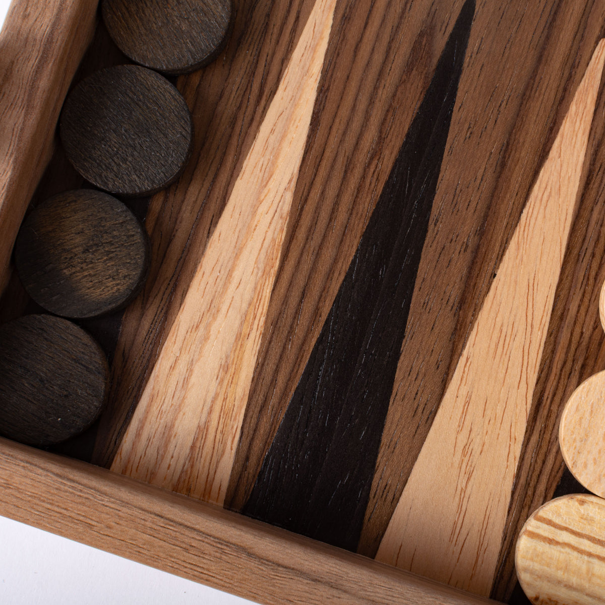 Handcrafted American Walnut Backgammon Set - Elegant Marquetry Design